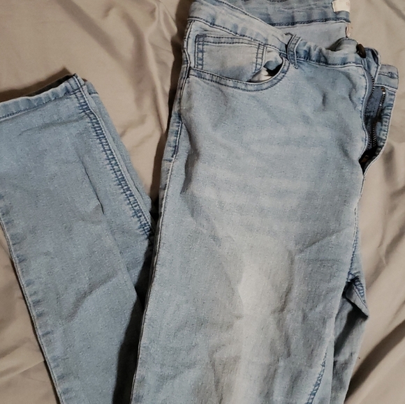 F21 Jeans - Picture 1 of 3